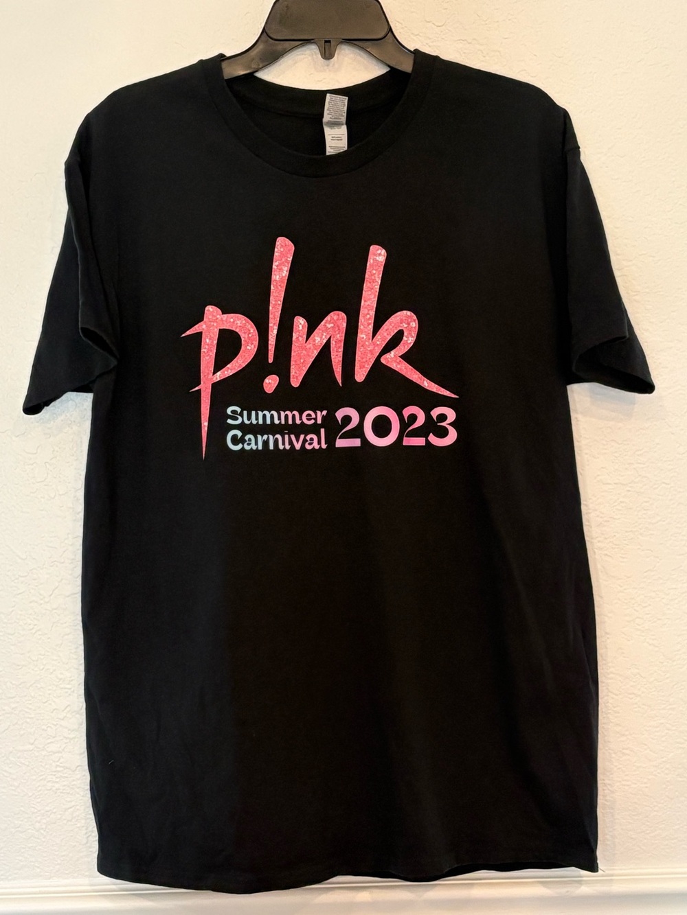 PINK Concert Tee Summer Carnival 2023 Tour T-Shirt Black Short Sleeve Tee LARGE